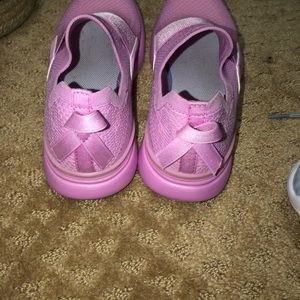 APL Shoes - APL Breast Cancer Awareness Sneaker APL Shoes - APL Breast Cancer Awareness Sneaker